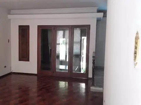 Casa en Alquiler de 3 dormitorios