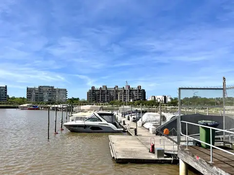 Amarra en Puerto Escondido en la Bahía ( Chica ) de Nordelta - Av. del Puerto, Nordelta