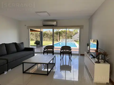 Casa en Alquiler en Haras Santa Maria, USD 1.800