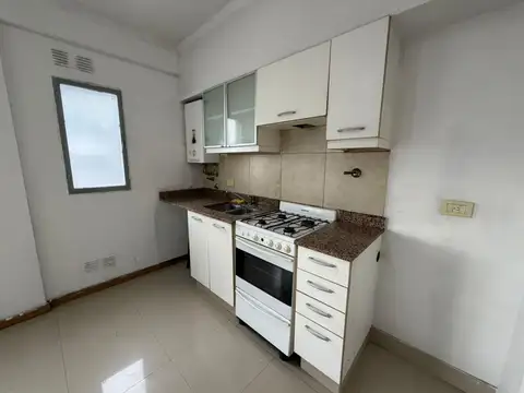 En Alquiler Monoambiente en Noveno Centro de Caseros F: 11093