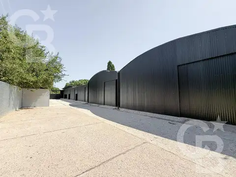 Naves anexables 100-900 m2 en Parque empresarial - Zona Sur
