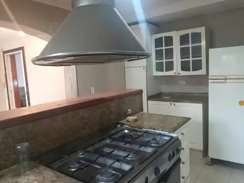 Colectora Oeste Acceso Norte 3900