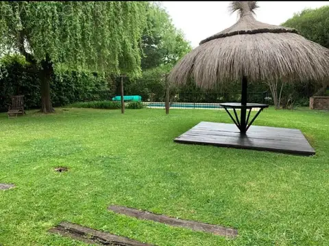 Casa 5 ambientes con 3 baños