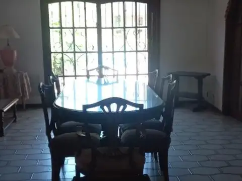 Casa en Alquiler 40 años