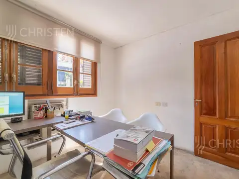 Casa en venta de 3 habitaciones y escritorio Patio y cochera barrio Constituyentes Santa Fe