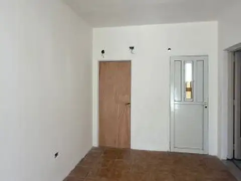 Local en Alquiler en Funes, $ 550.000
