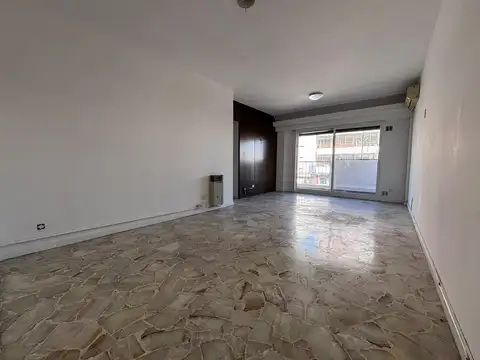 Departamento en Alquiler en Flores, $ 1.050.000