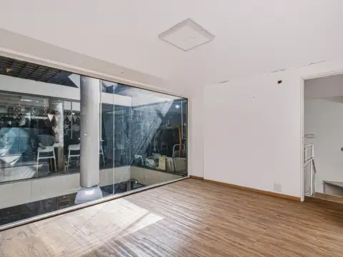 Local en Venta en Parque Rivadavia, USD 46.000