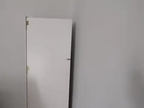 Casa en Alquiler con 1 cochera
