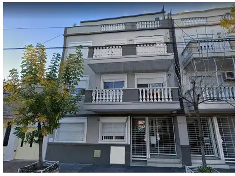 Avenida San Pedrito 600, Piso 1°