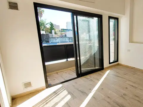 Departamento en Alquiler en Lanus Oeste, $ 450.000