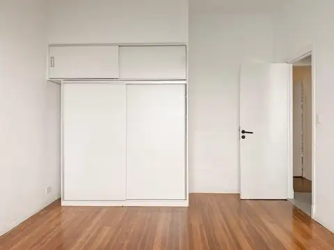 Depto Tipo Casa en Alquiler 50 años