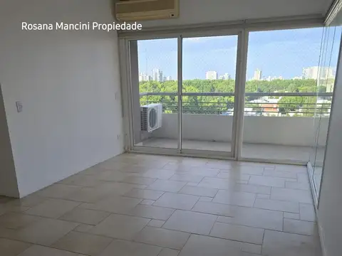 Departamento semipiso balcon  piscina, Sum y parrilla  