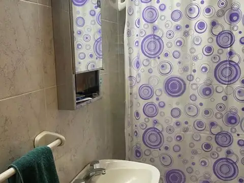 CASA IDEAL CON BAJADA AL RÍO PUNTA ARENA CAYASTA