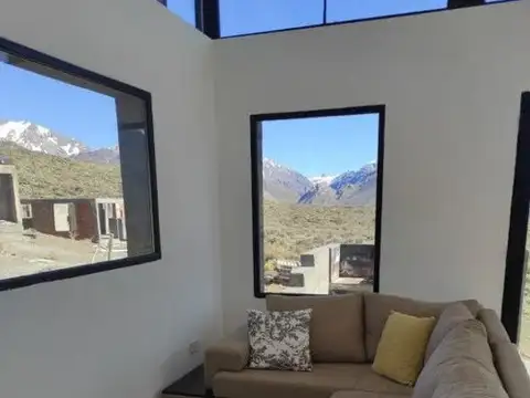 CABAÑA EN LOS MOLLES