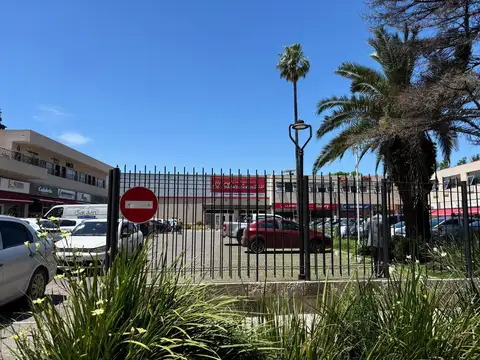 Oficina en Alquiler en Bella Vista, $ 1.100.000