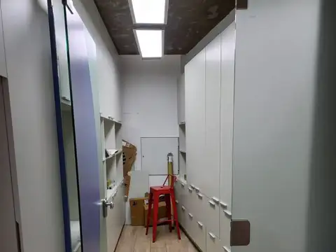 VENTA de Oficina en PARQUE PATRICIO. Son 310m2 en Distrito Tecnológico.