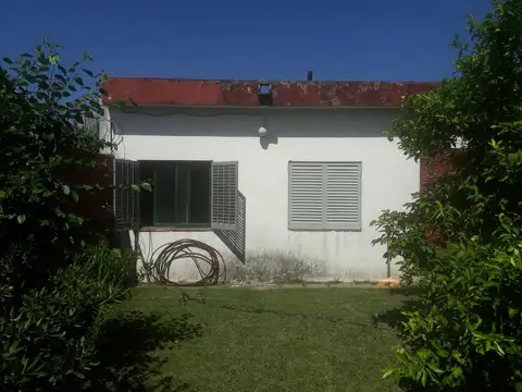 VENTA – CASA 4 AMBIENTES – 125 M2 CUBIERTOS