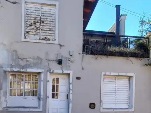OPORTUNIDAD  EN VENTA! DOS PROPIEDADES EN UN MISMO TERRENO.