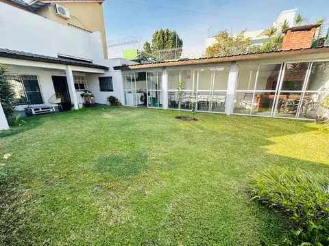 Depto Tipo Casa en Venta 51 años