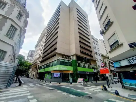Marcelo Torcuato De Alvear 600