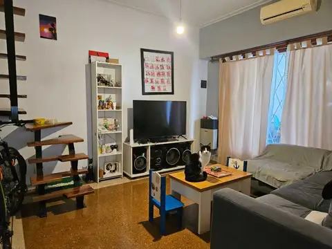 Depto Tipo Casa en Venta con 2 cocheras