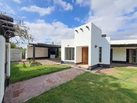 Casa en Venta - B° Privado Alto Portal El Sauce - APTA CREDITO