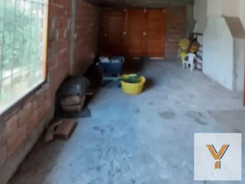 Casa en venta - 3 Dormitorios 2 Baños - 535Mts2 - Colinas Verdes