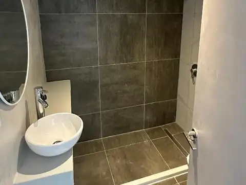 Departamento en Alquiler en Luis Agote, $ 420.000