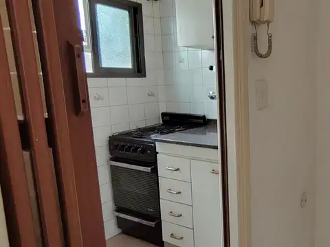 Depto Tipo Casa en Alquiler en Caballito, $ 650.000