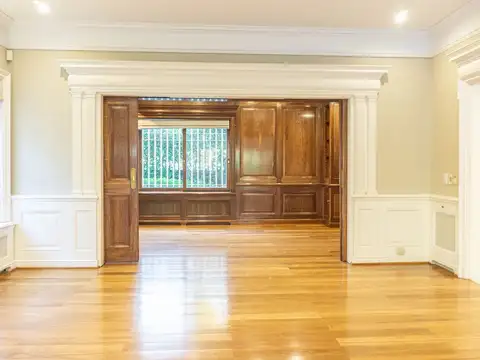 CASA EN VENTA MARTINEZ LIBERTADOR AL RIO