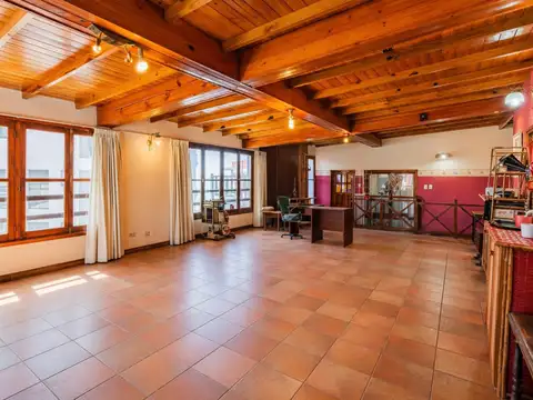 Hotel en Venta en La Perla Sur, USD 460.000