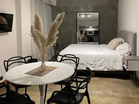 VENTA MONOAMBIENTE EN SAN SAN NICOLAS, RECICLADO Y AMOBLADO