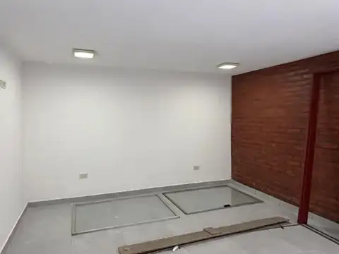 Viamonte 2381, Lanús
