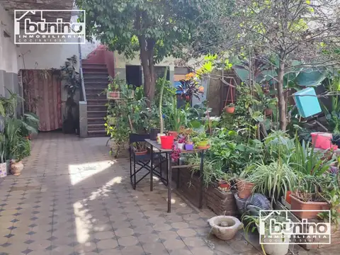 Depto Tipo Casa en Venta de 15 dormitorios
