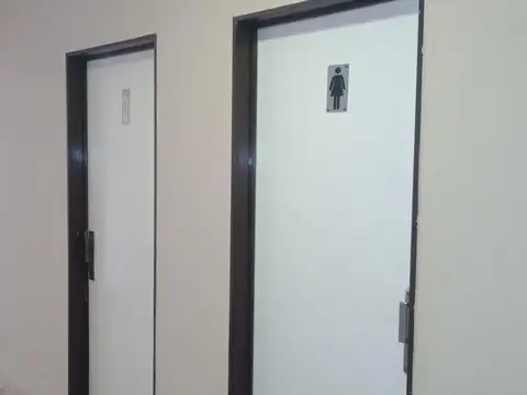 Oficina en Venta en Barrio 2 De Abril, USD 20.000