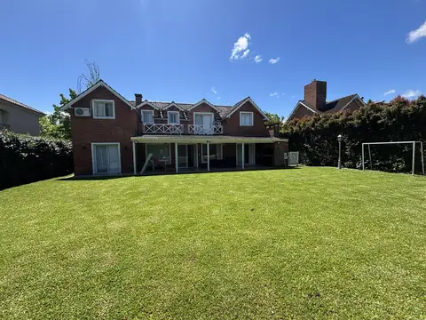 Av Santa Maria al 6300