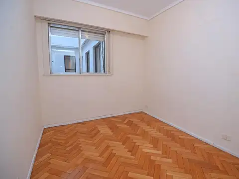 Montevideo 1700, Piso 2°