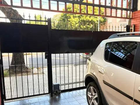Depto Tipo Casa en Venta de 4 dormitorios