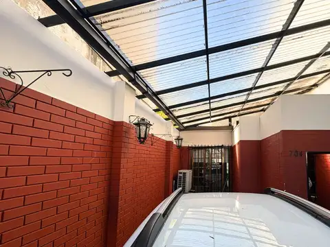 Depto Tipo Casa en Venta de 6 ambientes