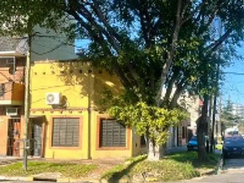 Departamento tipo Duplex en venta en Lanus