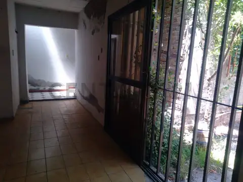 Ituzaingo 400, Piso 0