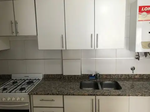 Departamento en Alquiler con 1 cocheras