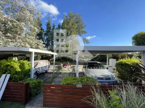 Av Juan Manuel De Rosas 2250