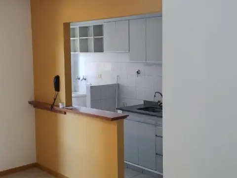 Departamento en Alquiler en Macrocentro, $ 650.000