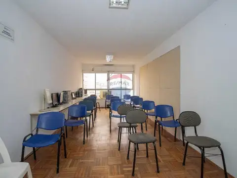 Oficina en Venta 53 años