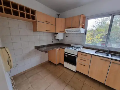 Depto Tipo Casa en Alquiler en Florida, $ 1.400.000