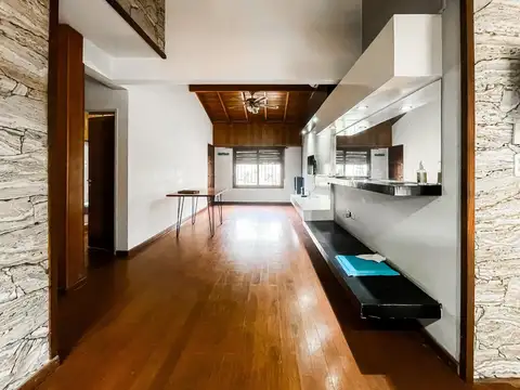 Casa 5 ambientes con 2 baños