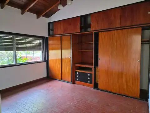 Depto Tipo Casa en Alquiler de 2 dormitorios
