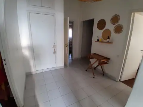 Casa 5 ambientes con 1 baño